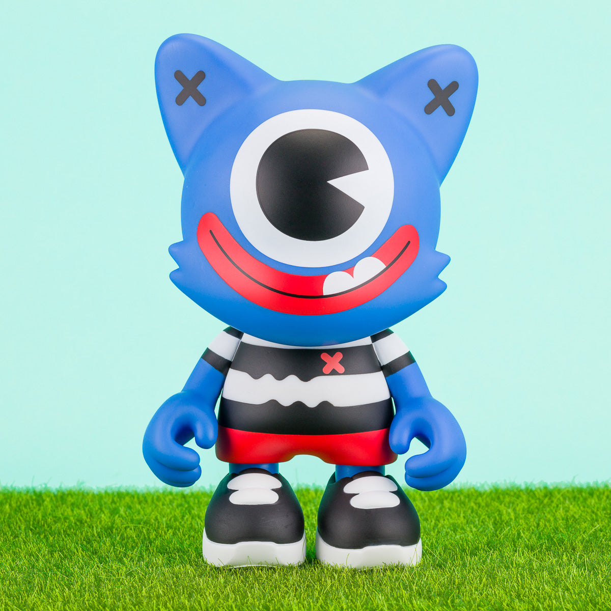 Collectible Vinyl Art Toy Superplastic SuperJanky Eye Strain by El Grand Camacho
