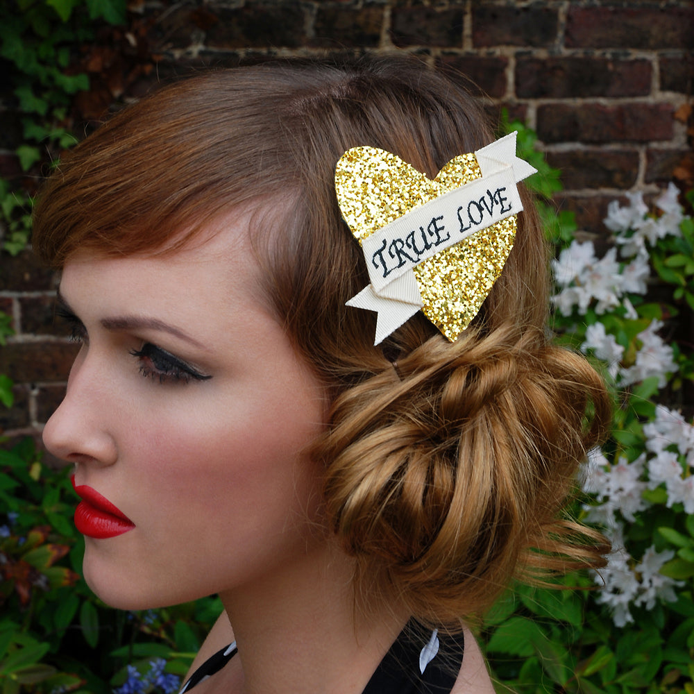 Gold Glitter Hair Clip Dollydagger