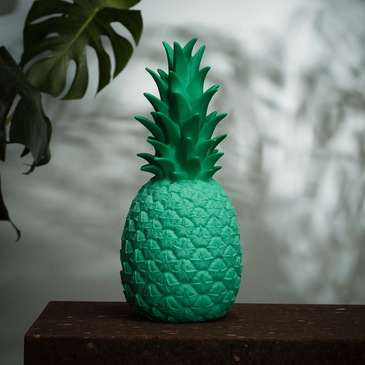 Goodnight Light Tropical Green Pina Colada Pineapple Lamp