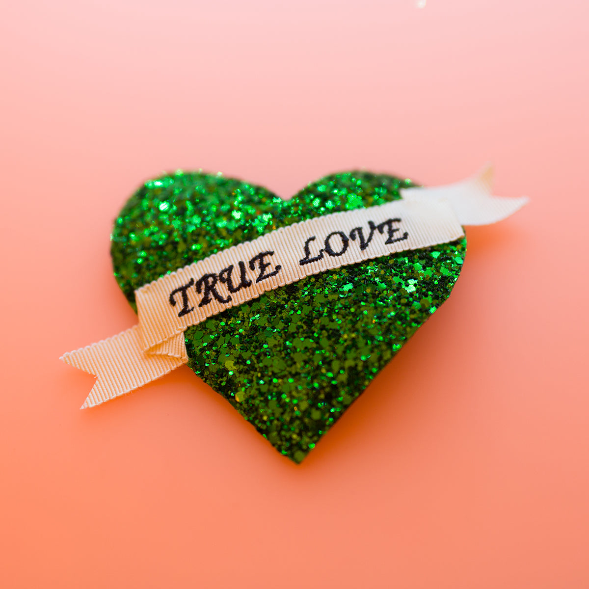 Green Glitter Heart Hair Clip Dollydagger