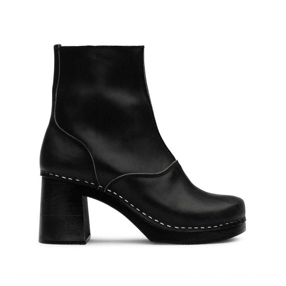 Black Clog Boots | Black 60s Boots | Swedish Hasbeens Dollydagger